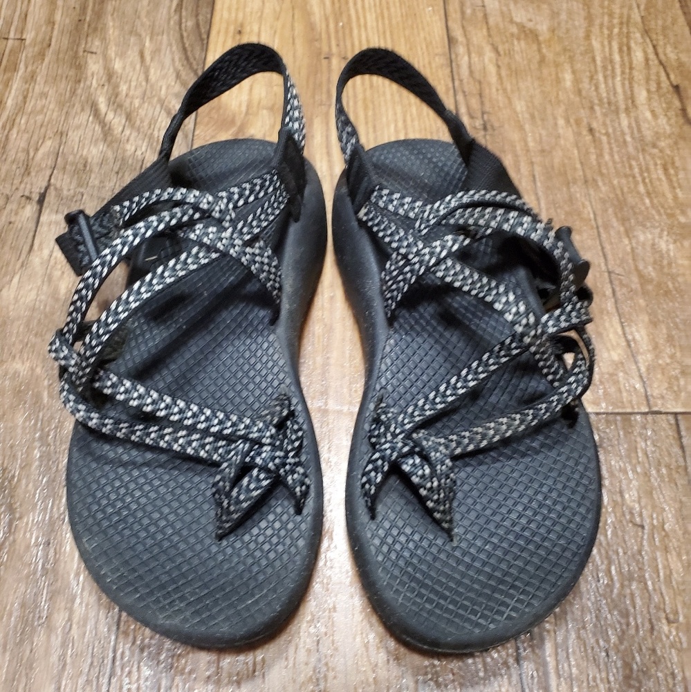 Womens Chacos (Size 7)